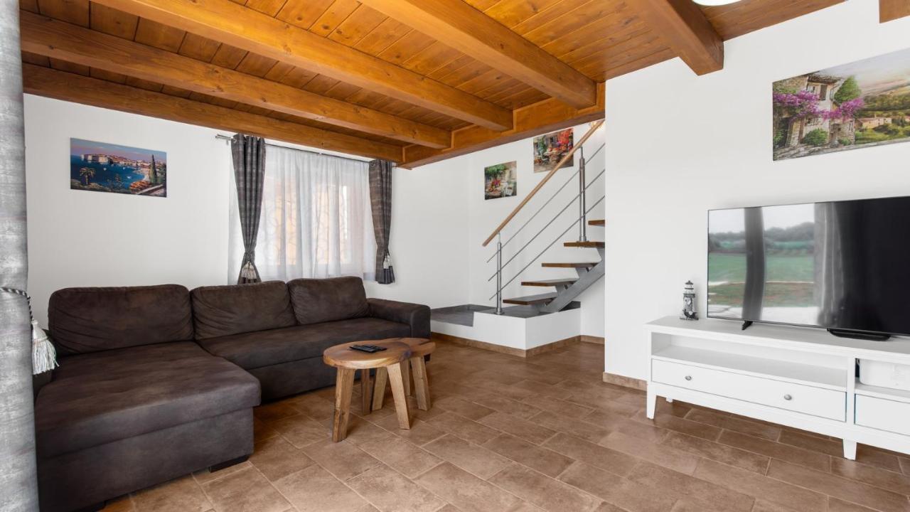 Holiday Home Lino Dajla Dış mekan fotoğraf