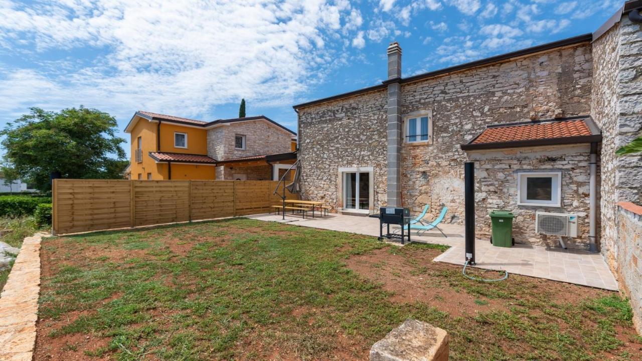 Holiday Home Lino Dajla Dış mekan fotoğraf